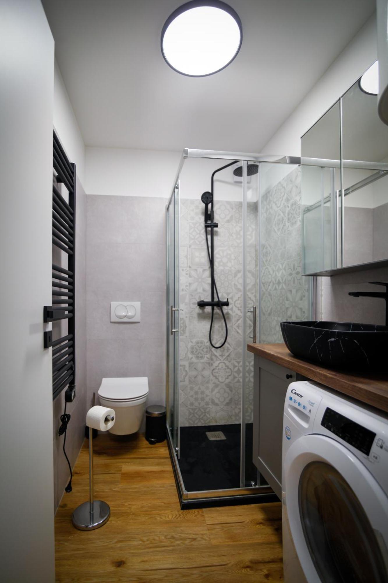 Old Roofs Apartment ซาเกร็บ ภายนอก รูปภาพ